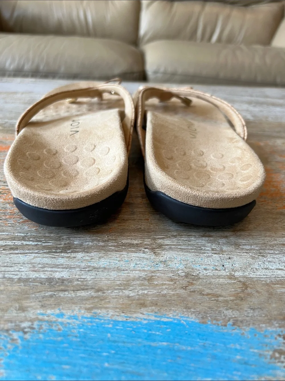 Vionic Tan Braided Thong Sandal with Cushioned Footbed Size 8.5